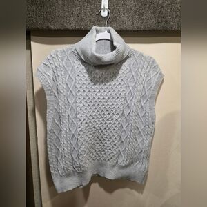 Oliver O. Gray Cable Knit Turtleneck Sweater Vest